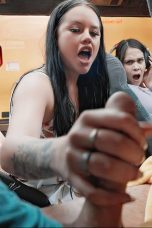 LetsPostIt – Madalina Moon – Wild Bus Ride