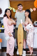 FreeUseMILF – Marica Hase And Sarah Arabic – New Thanksgiving Traditions