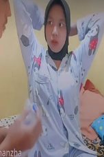 Swag Indo QueenManzha Jilbab Ngentot Sebelum Tidur 10 Menit