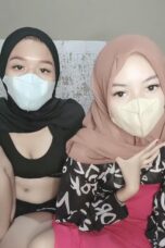 Full Dua ABG Jilbab Ngentot 3Some 1 Jam