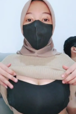 Jilbab Caca Ngentot Crot Di Dalem Memek – Enak Ya? 31 Menit