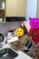 Sodok Pembantu Yang Lagi Masak Di Dapur 7 Menit