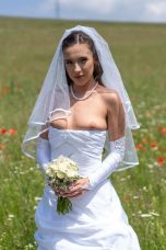 Bride4K – Sakura Hell – Peasant Runaway Bride