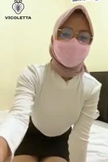 POV Vicoletta Sekertaris Jilbab Sange Live Colok 2 Lobangnya 29 Menit