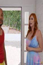 BrazzersExxtra – Lauren Phillips And Ariel Darling – Clumsy Stepmom Stumbles on Strange Cock