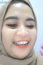 Dinda Jilbab Live Show ML Di Kos Sama Pacar 13 Menit