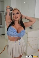 BigTitsRoundAsses 26 06 20 Cubbi Thompson I’ll Cum Anywhere I Want