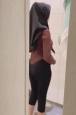 Ngintip Pembantu Jilbab Mandi Bikin Sange Langsung Diajak Ngewe