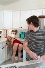 MomsTeachSex 26 01 21 Kathryn Mae Stepmom Left Her Dildo In The Dishwasher