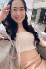 Memakai Dildo Di Lobi Hotel Jadi Sange Parah Lanjut Ngentot Di Kamar Hotel