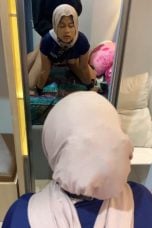 ABG Jilbab Ngewe BDSM Dijadikan Anjing Pemuas Nafsu