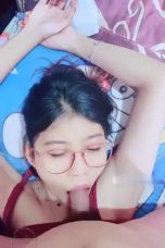 Crot 2 Kali Di Dalam Memek Pink Cindo Imut