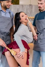 BrazzersVIP 26 06 23 Angela White Knead You Tonight
