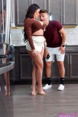 MomWantsCreampie 25 11 12 Savanah Storm I Creamed Stepmoms Pie On Thanksgiving