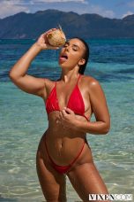 Vixen 25 09 04 Milan Cheek Bendy Baddie Does The Splits On His Dick