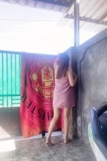 Tante Ngewe Di Luar Rumah Dengan Pemuda Random