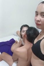 Lonte Terpaksa Layani Kakek-Kakek Yang Menyewanya