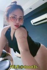 Dientot Kontol Besar Bule Sampai Kencing Berdiri
