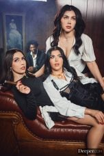 Deeper 26 02 05 Valentina Nappi Gal Ritchie And Chanel Camryn Make Her Happy