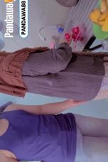 Istri Jilbab Lagi Masak Siapin Sarapan Dientot Sampai Crot Dalam Memek